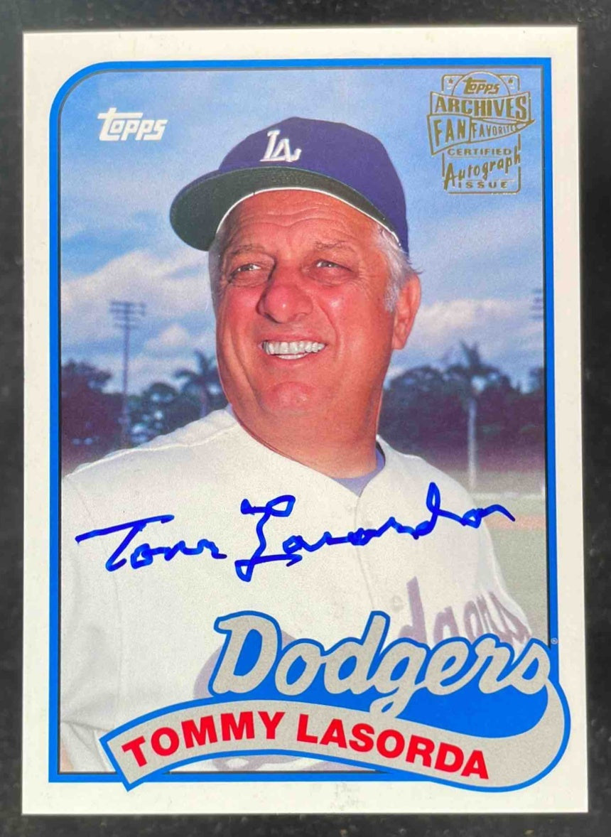 2017 Topps Archives Fan Favorite Autographs #FFA-TL Tommy Lasorda Auto