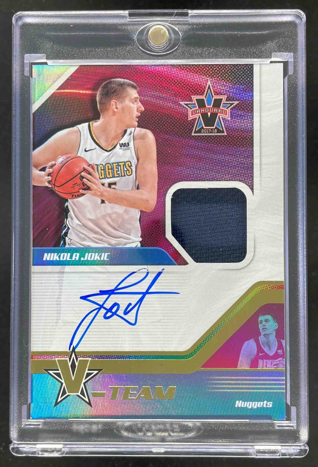 2017-18 Panini Vanguard V Team Signatures Swatches #VT-NJK Nikola Jokic Auto /99